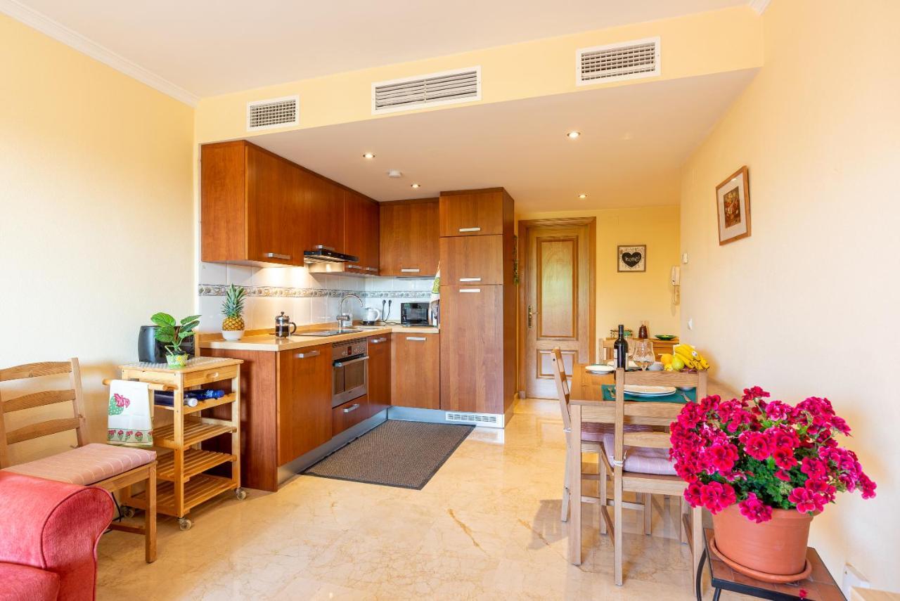 Con Parking Puerto Nuevo 8 Apartamento